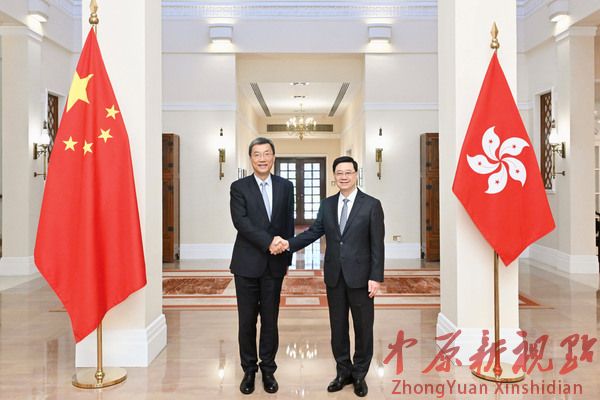 李家超晤教育部部長(zhǎng)