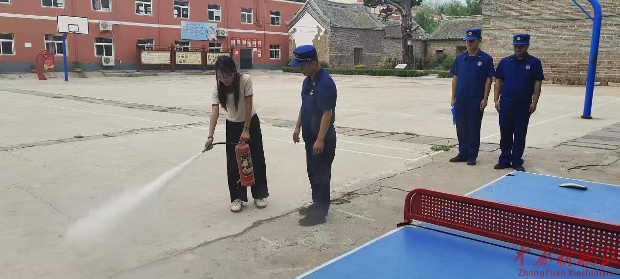 葉縣洪莊楊鎮(zhèn)到鎮(zhèn)域?qū)W校開展消防安全檢查